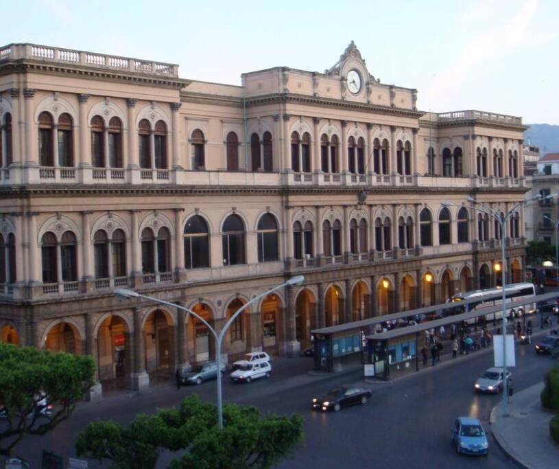 Casetta Poli- Appartamento Con Terrazza - Centro Storico باليرمو المظهر الخارجي الصورة