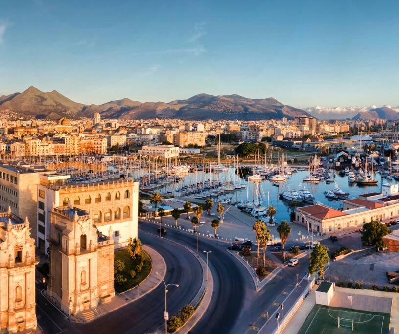 Casetta Poli- Appartamento Con Terrazza - Centro Storico باليرمو المظهر الخارجي الصورة